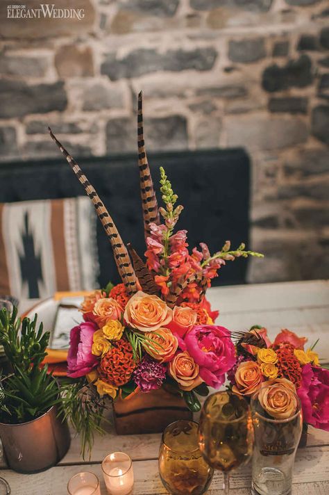 Desert Boho Wedding Theme | ElegantWedding.ca Magenta Wedding Centerpieces, Wedding Decor Fairytale, Desert Boho Wedding, Wedding Decor Traditional, Classic Wedding Decor, Flowers Winter Wedding, Wedding Flowers Winter, Wedding Decor Vintage, Wedding Decorations Outdoor