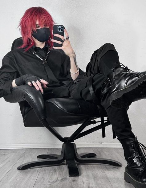 Alt Guy Outfits, Jellyfish Space, Emo Outfits For Guys, Anime Goth Outfits, Goth Boy Outfits, Outfits Masc, Alt Guy, Goth Male, Goth Guy