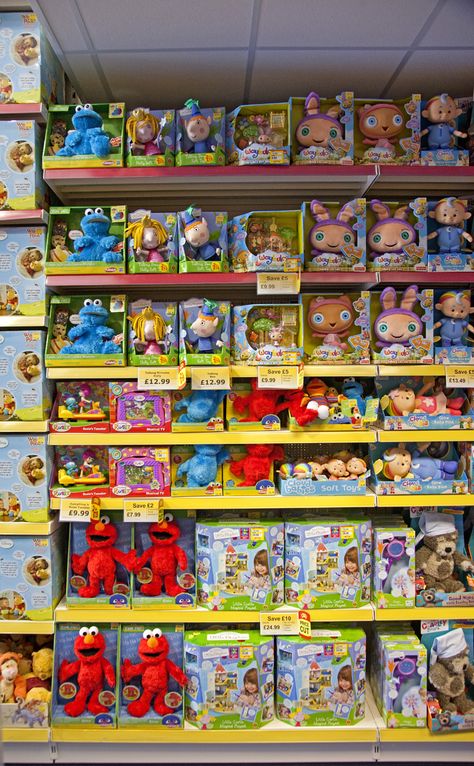 Preschool Aisle in Smyths Toys Superstores! Smyths Toys Superstores, Toy Store Ideas, Toy Store Design, Happy Birthday Steve, Bookstore Ideas, Small Room Ideas, Bathroom Improvements, Career Vision Board, Store Layout