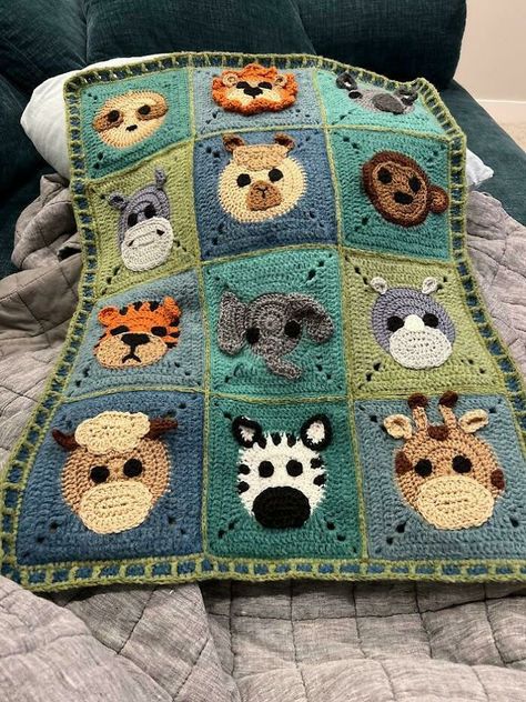 My Sil Is Pregnant, And I Made Her This Blanket. I Can Not Wait To Surprise Her With It This Weekend! Pregnant Crochet, Animal Crochet Blanket, Crochet Blanket Animals, Surprise Her, Quiet Book Patterns, Handmade Baby Blankets, Baby Boy Knitting, Knitted Animals, Blanket Crochet