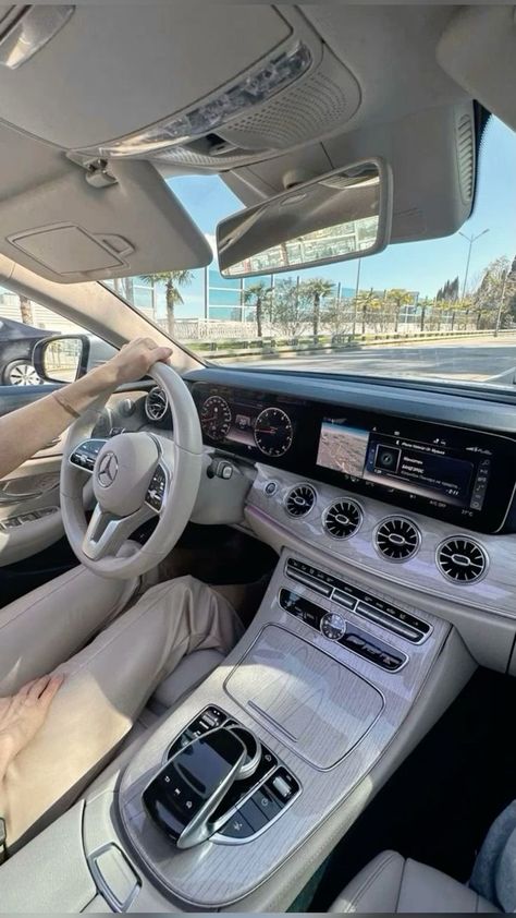 White Mercedes Benz Convertible, Mercedes White Interior, White Interior Car, Subliminal Manifestation, Gls Mercedes, Mercedes Convertible, Mercedes Benz Convertible, Convertible Cars, Mercedes G63