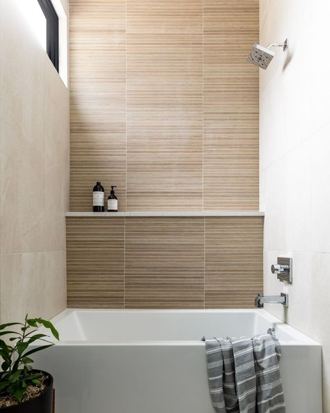 shower ledge tile • Instagram Tile Ledge Bathroom, Ledge In Shower For Shaving, Shampoo Ledge, Bath Tub Tile Ideas, Shower Ledge Shelf, Shower Ledge, Guest Bathroom Remodel, Shower Over Bath, Bathtub Tile