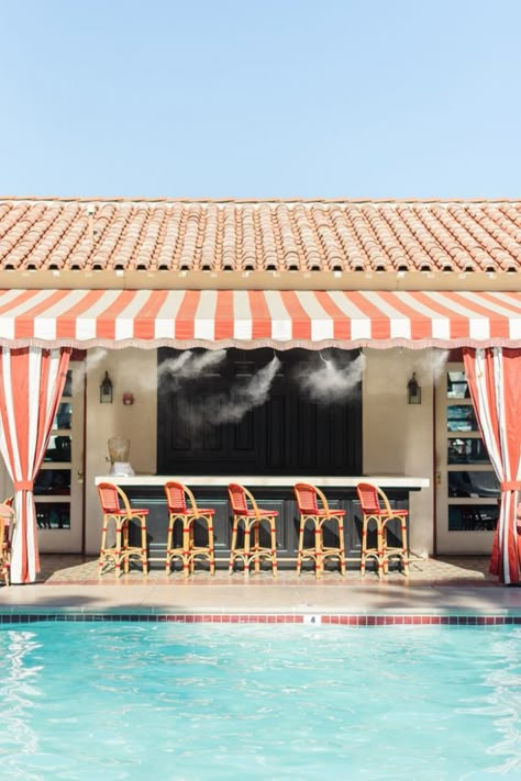 Take a dip in the Colony Palms Hotel pool in Palm Springs to beat the heat! Book a stay now by clicking on the photo! | Photo Credit: Sanza Photography Pool Bar Ideas, Palm Springs Hotels, Palm Springs Style, Pool Renovation, Swim Up Bar, The Colony, Palm Springs California, Hotel Pool, Pool Bar