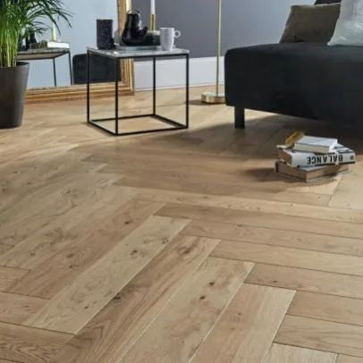 Parquet contrecollé chêne naturel vitrifié M bâton rompu BROCELIANDE, l.13.9cm | Leroy Merlin Home Salon, Hardwood Floors, Leroy Merlin, 20 Cm, Flooring, Living Room, Home Decor, Home Décor