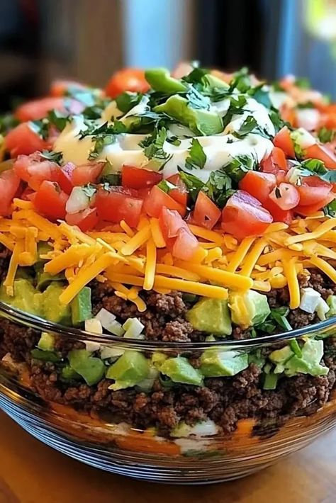 Mexican Taco Salad Recipe, Seven Layer Taco Salad, Sombrero Salad, 7 Layer Taco Salad Recipe, 7 Layer Taco Salad, Layered Taco Salad, Santa Fe Salad, Dorito Taco Salad Recipe, Taco Salad Recipe Healthy