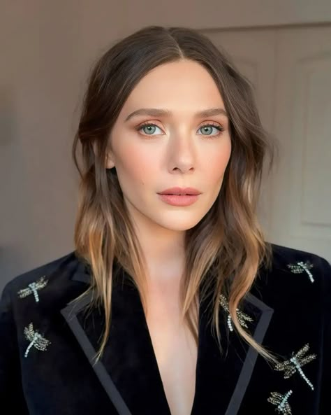 Elizabeth Olsen No Makeup, Elizabeth Olsen Brown Hair, Elizabeth Olsen Hair Color, Elizabeth Olsen Brunette, Elizabeth Olsen Blonde, Elizabeth Olsen Eyes, Elizabeth Olsen Makeup, Elizabeth Olsen Haircut, Elizabeth Olsen Hair