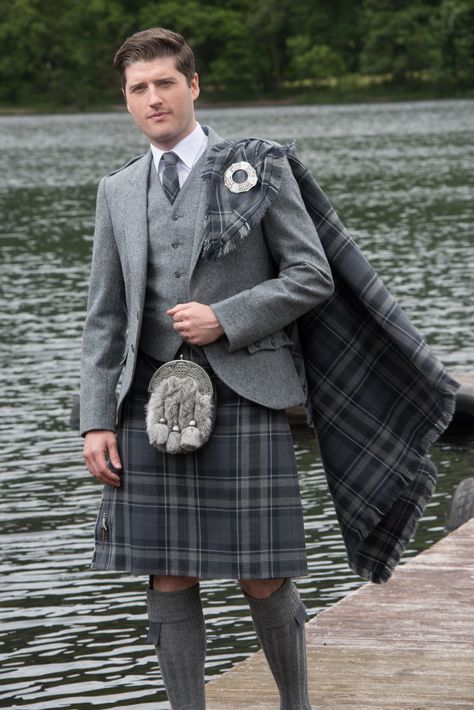 Kilt Wedding, Scotland Kilt, Victorian Shirt, Kilt Jackets, Black Tie Attire, Kilt Outfits, Utility Kilt, 18th Century Costume, Viking Wedding