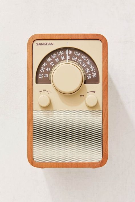 Cassette Tape Recorder, Radio Speaker, Retro Gadgets, Magical Thinking, Retro Era, Audio Room, Vintage Radio, Furniture Details, Shoe Box