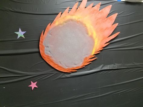 VBS 2017 Hallway decorations for Lifeway's Galatic Starveyors theme Calvary Baptist Church in Seymour Comet Decorations, Space Parade Float Ideas, Space Theme Hallway, Stellar Vbs Decorations, Stellar Vbs 2023 Decorations, Daycare Room Decor, Vbs Stellar, Space Theme Decorations, Galactic Starveyors Vbs 2017