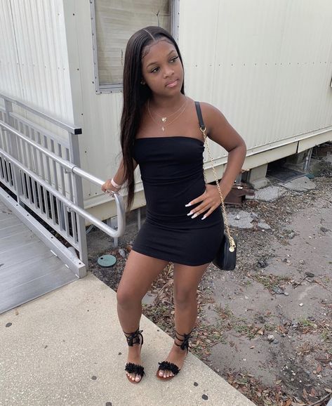 Pin;Arianna🖤 Dress And Sandals Outfit Black Women, Cute Outfits With Sandals Black Women, Baddie Sandals Outfit, Sundress Baddie Outfit, Baddie In Dress And Heels, Girl Hoodie Outfit, Chocolate Drops, Girl Hoodie, Bae Watch