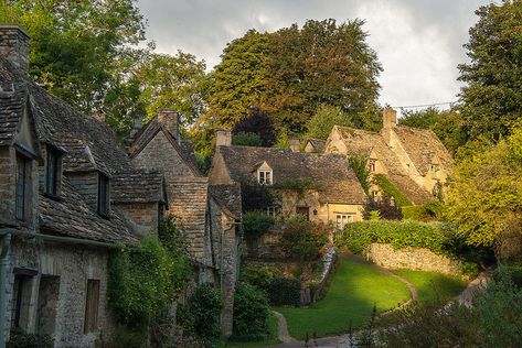 Arlington Row, European Tour, Big Adventure, English Cottage, English Countryside, Pretty Places, Early Morning, Cottage Core, Beautiful World