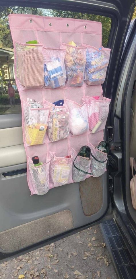 Mini Van Decoration Ideas, Camping In Car Hacks, Lost Lands Camping Set Up, Festival Car Camping Setup, Diy Car Camping Hacks, Camp Set Up Ideas, Coachella Camping Setup, Car Trailer Ideas, Camping Tent Decorating Ideas