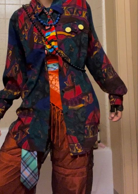 Maximalist Punk Fashion, Eclectic Outfits Men, Clown Inspired Fashion, Maximalism Fashion Men, Male Maximalist Outfits, Masc Clowncore Outfits, Grunge Clown Outfit, Masc Clowncore, Clownpunk Fashion