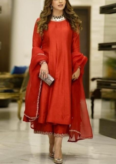 A Line Kurti Designs, Silk Culottes, Faiza Saqlain, Asian Wedding Dress Pakistani, Raw Silk Dress, Rust Color Dress, Dress Pakistani, A Line Kurti, Pakistani Formal Dresses