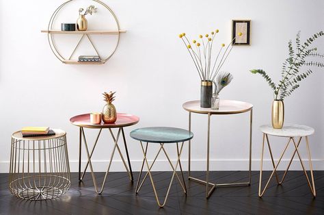 Camas Aesthetic, Side Table Decor, Table Decor Living Room, Petite Table, Brass Table, Living Room Decor Apartment, Marble Table, Room Inspiration, Table Decor