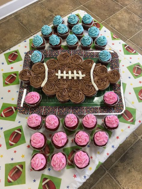 Football Or Tutus Gender Reveal Cake, Superbowl Gender Reveal Party, Gender Reveal Ideas For Party Football, Tailgate Gender Reveal Party, Gender Reveal Football And Tutus, Football Gender Reveal Party Decorations, Gender Reveal Football Ideas, Touchdowns And Tutus Gender Reveal, Tutu Or Touchdown Gender Reveal