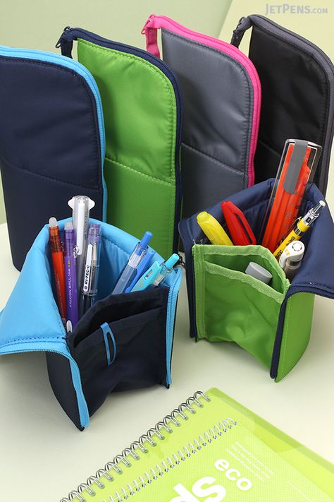 The new Kokuyo Neo Critz Large Pencil Case is a large-capacity case that easily transforms into a standing pen cup. Standing Pencil Case, Colored Pencil Storage, Middle School Supplies, First Birthday Favors, Large Pencil Case, Pencil Storage, New Pen, Japanese Stationery, Writing Pens