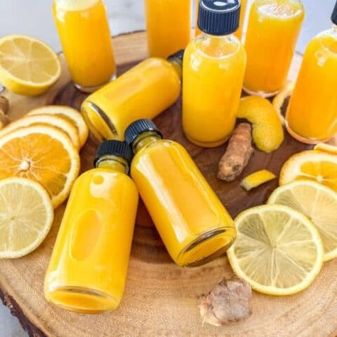 Citrus Ginger Immunity Shots - Razzle Dazzle Life Ginger Immunity Shots, Immunity Drink, Immunity Shots, Ginger Shot Recipe, Turmeric Shots, Natural Immune Boosters, Healthy Tea, Ginger Shot, Wellness Shots