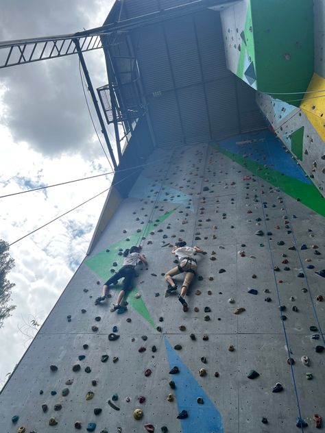 Rock Climbing Date, Climbing Date, Cute Relationship Goals, Rock Climbing, Quality Time, Bouldering, Relationship Goals, Climbing, Date Night