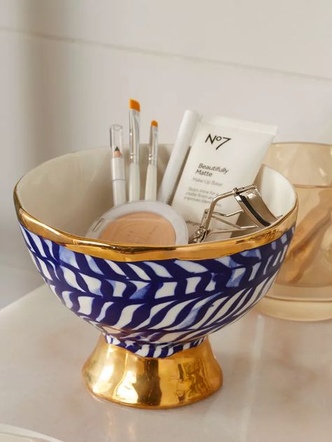 Bathroom Makeup Storage, Organization Ideas Bathroom, Makeup Storage Ideas, Vanity Inspo, Bedroom Fashion, Makeup Tray, Bathroom Organization Ideas, Pretty Perfume Bottles, Shop Cabinets