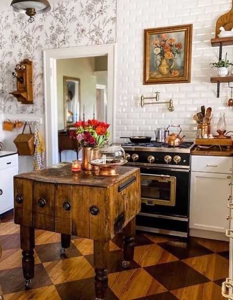 1880s Home Victorian Interiors, Historic Home Fall Decor, English Kitchen Curtains, Cozy Kitchen Aesthetic Vintage, Maximalist Neutral Decor, Modern Gothic Revival Interior, Making A New House Look Old, Old Farmhouse Interior Living Room, Eclectic Farmhouse Kitchen