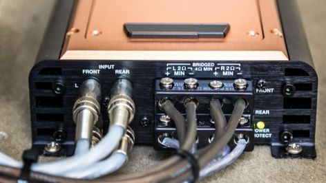 Just bought a 4 channel amp for your car and don’t know how to connect it? In this article, we will show you how to get the connections right with a 4 channel amp wiring diagram. Old Cell Phones, Rear Speakers, Car Amp, Connected Car, Cars Music, Car Subwoofer, Electrical Projects, Diy Electrical, Car Amplifier