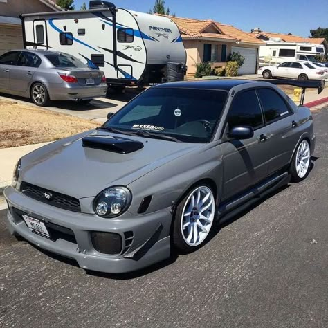 Nice grey froggy... 2002 Subaru Wrx, Wrx Wagon, Subaru Cars, Drifting Cars, Mitsubishi Lancer Evolution, Nissan Silvia, Honda S2000, Honda Civic Si, Street Racing Cars