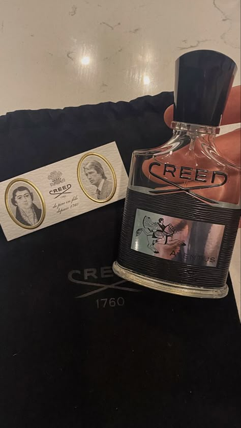 Aventus Creed 
Batch 21x01c Creed Aventus Aesthetic, Creed Cologne Men, Creed Aventus Men, Creed Aventus Perfume, Cologne Aesthetic, Creed Aesthetic, Flower Gift Snapchat Story, Gift Snapchat, Creed Cologne