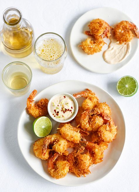 Coconut Prawns with Chilli Lime Mayo » Dish Magazine Prawns Appetizers, Prawn Starters, Coconut Prawns, Raw Prawns, New Zealand Food, Shrimp Appetizers, Yummy Seafood, Snack Prep, Winter Dishes