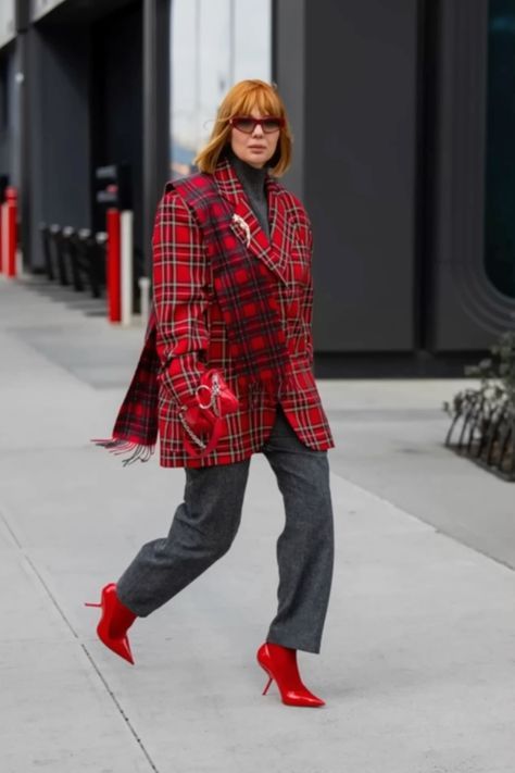 Aesthetic Red And Black, Dark Red Outfit, Red Outfit Aesthetic, Red Outfit Casual, Red Outfit Ideas, Outfit Ideas Red, Red Top Outfit, Red And Black Outfits, Red Outfits