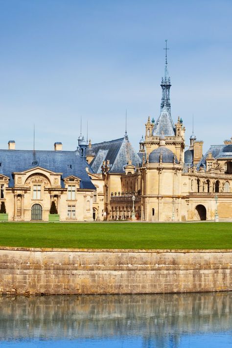 Best Things To Do In Chantilly, France Buildings Reference, Chantilly France, Fairytale Town, Too Soon, 15th Century, France Travel, Tourist Destinations, 17th Century, Too Late