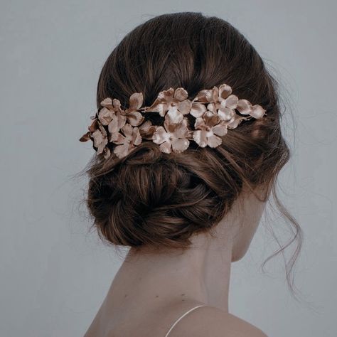 hera aesthetic | child of hera aesthetic | cabin 02 aesthetic. Medium Length Quince Hairstyles, Sweet Sixteen Hairstyles For Short Hair, Quinceanera Hairstyles Shorthair Curly, Debut Hairstyles Short Hair, Up Dos For Quinceanera Hair Ideas, Quinceanera Hairstyles Shoulder Length, Debut Hairstyles With Crown, Short Hair Quinceanera Hairstyles, Quinceanera Hairstyles For Short Hair