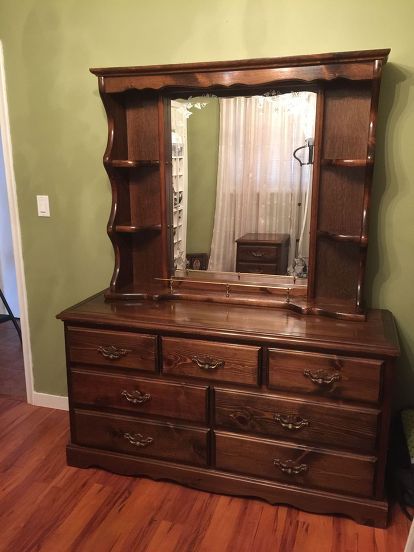 Mirrors Ideas, Mirrors Decor, Bedroom Mirrors, 2024 Bedroom, Idea Bedroom, Budget Furniture, Hutch Makeover, Repurposed Dresser, Mirror Bedroom