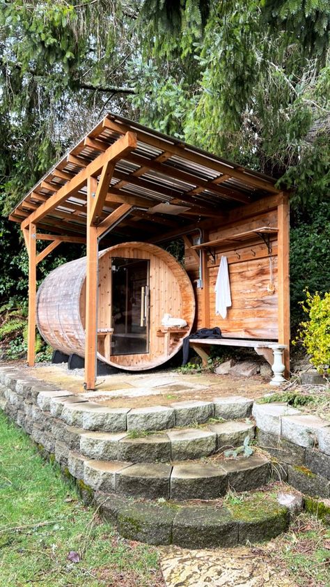 Backyard Spa, Sauna House, Sauna Design, Outdoor Sauna, Apartment Patio Decor, Outdoor Spa, Outdoor Bathrooms, Patio Decorating Ideas On A Budget, Have Inspiration