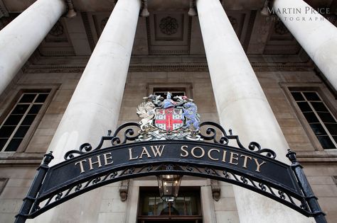 The Law Society in Chancery Lane is a really special venue for a wedding www.martinpricephotography.co.uk London Law Firm, Tilly Core, Lawyer Vibes, Baddie Motivation, Female Genius, Lawyer Life, Lawyer Aesthetic, Uk Girl, Law Aesthetic