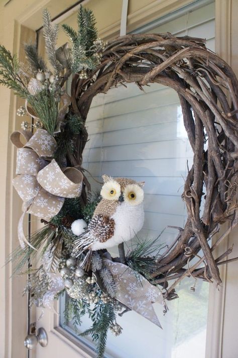 Woodland Wreath, Owl Wreaths, Winter Decorating, Winter Wreaths, Winter Decorations, Winter Woodland, Christmas Wreaths To Make, Snowflake Decorations, Woodland Christmas