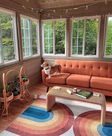 Porch Room Ideas Sunrooms, 3 Season Porch Ideas Sunroom Bohemian, Porch Playroom Ideas, Cool Sunroom Ideas, Colorful Sunroom Ideas, Sunroom Color Ideas, Wallpaper Sunroom, 70s Sunroom, Sunroom Wall Ideas