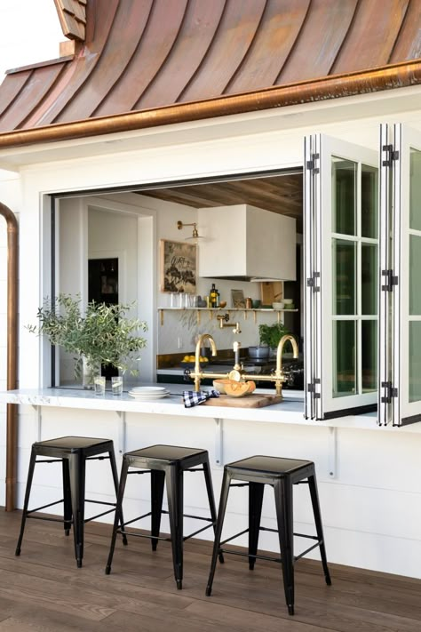 Are Kitchen Pass-Through Windows Worth it? We Investigate | Livingetc Kitchen Window Bar, Kitchen Pass, Pool House Ideas, Window Bars, Indoor Outdoor Kitchen, Outdoor Kitchen Design Layout, Cottage Shabby Chic, Kitchen Designs Layout, Decor Studio