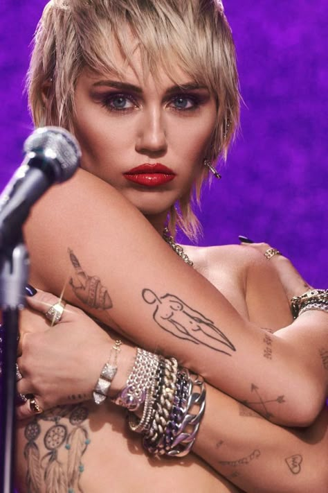 Miley Cyrus Art, Miley Tattoos, Miley Cyrus Tattoos, Crossed Arrow Tattoos, Miley Cyrus Body, Miley Cyrus Fashion, Miley Cyrus Fan, Care Bear Tattoos, Miley Cyrus Style