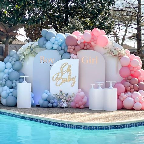 PARTY DECOR | BALLOON DECOR on Instagram: “Gender reveal dream 💕 . . #genderreveal #houstonballoons #balloons #balloons🎈 #balloongarland #balloondecor #babyshower #houstoneventdecor…” Reveal Ideas, Gender Reveal Party, Gender Reveal, Pool Party, Balloons, Baby Shower, Pool, Candles, Shower