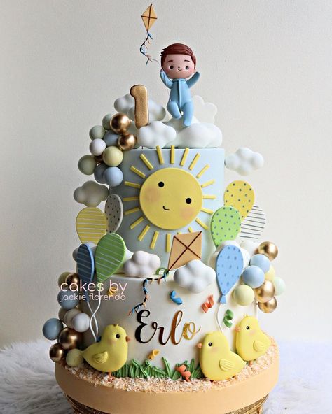 Jackie Florendo 🇵🇭 on Instagram: “You are my Sunshine (Du bist mein Sonnenschein) This theme is very close to my heart as my sweet mil calls our babies this.…” You Are My Sunshine Cake, Cake First Birthday Boy, Kids Cakes For Boys, Birthday Cake Fondant, Baby Boy Cupcakes, Barnyard Cake, 1st Bday Cake, Twin Birthday Cakes, Cake Decorating Books