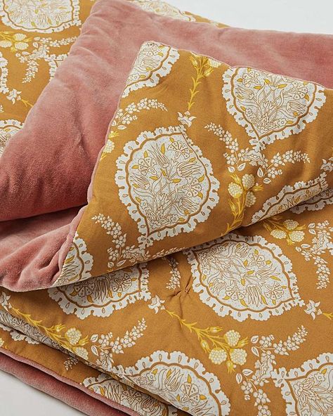 Paisley & Velvet Double Bedspread | Oliver Bonas Paisley Bedroom, Velvet Bedspread, Anthropologie Style, Boho Paisley, Block Print Quilt, Dreams Beds, Vintage Sewing Machines, Bed Curtains, Oliver Bonas