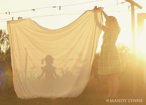 Daughter Photo Ideas, Tinted Glasses, Vintage Laundry, Foto Tips, Digital Art Illustration, Mellow Yellow, 인물 사진, Clothes Line, Pics Art