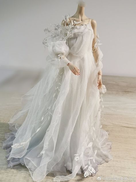 Korean Royalty Dress, Princess Dress Fantasy, Fantasy Wedding Dress, Ball Gowns Fantasy, Royalty Dress, Jasmine Dress, Pastel Outfit, Fantasy Dresses, Lace Wedding Dress Vintage