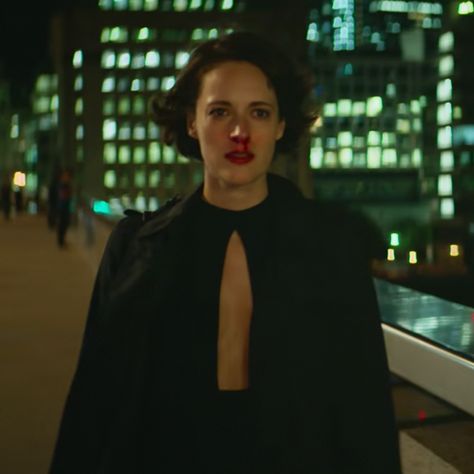 #fleabag #PhoebeWallerBridge Phoebe Waller-Bridge #fleabag2016 Fleabag Dinner Scene, Fleabag Aesthetic Outfits, Fleabag Sister, Fleabag Halloween Costume, Fleabag Costume, Phoebe Waller-bridge, Karneval Costume, Fleabag Aesthetic, Fashion Folio