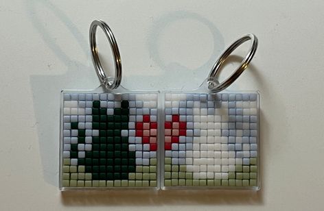 my girlfriend and I in another universe en 2024 | Pulceras de bisuteria, Tutorial de pulsera, Plantillas hama beads . #In_Another_Universe #Melt_Beads_Patterns #Another_Universe #Pixel_Arts Small Hama Beads, 13x13 Pixel Art, Pixel Art Keychain, Pixel Keychain, Perler Beads Keychain, Tiger Keychain, In Another Universe, Melt Beads Patterns, Diy Keyring