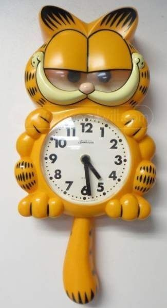 Cat Clocks, Garfield Vintage, 1970s Interior Design, Vintage Upcycle, Garfield Images, Vintage Garfield, Garfield Cat, Cat Clock, Shag Carpet