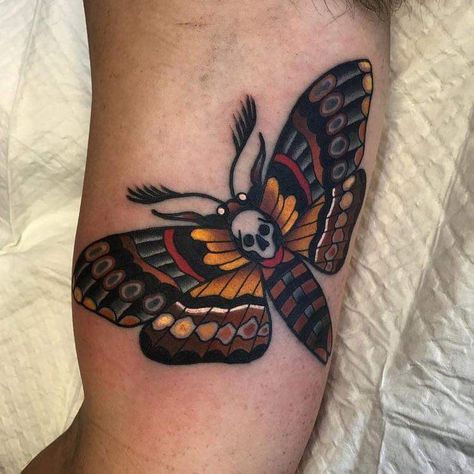 Filter Tattoo, Traditional Moth Tattoo, Tato Tradisional, Eye Ideas, Tattoo Old School, Moth Tattoo, Trendy Tattoos, No Filter, Old School Tattoo