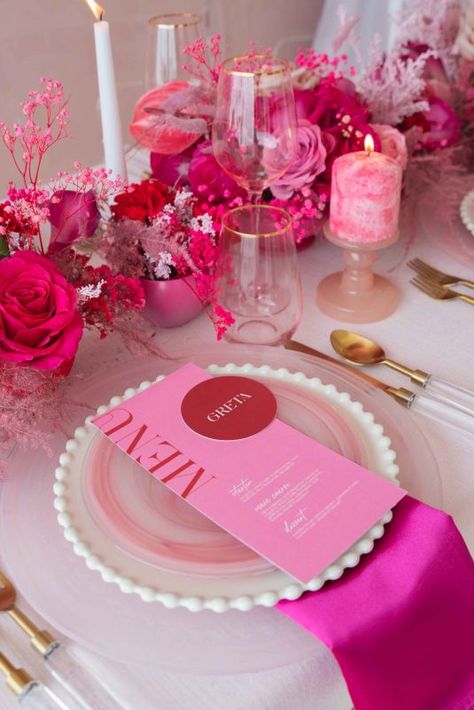 Valentines Brunch, Pink Party Theme, The Barbie Movie, Bridal Shower Inspo, Tafel Decor, Galentines Party, Barbie Bride, Valentine Dinner, Barbie Wedding