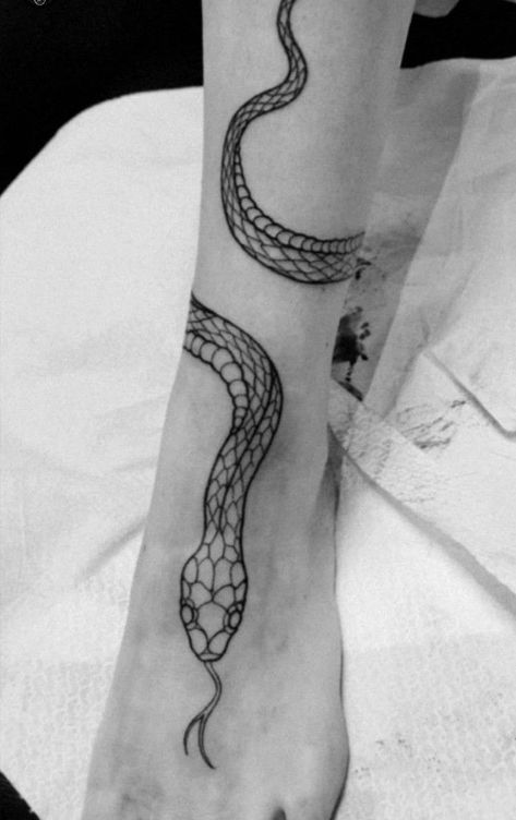 Serpent Ankle Tattoo, Snake Wrapped Around Ankle Tattoo, Ankle Tattoo Snake, Ankle Snake Tattoo, Snake Foot Tattoo, Snake Ankle Tattoo, Wrap Around Ankle Tattoos, Most Beautiful Tattoos, Full Hand Tattoo